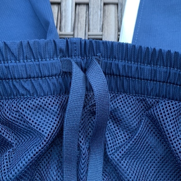 UNDER Armour Men's Academy Vital Woven Pants - Picture 13 of 15